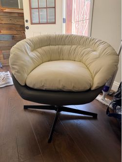 360 Swivel Chair