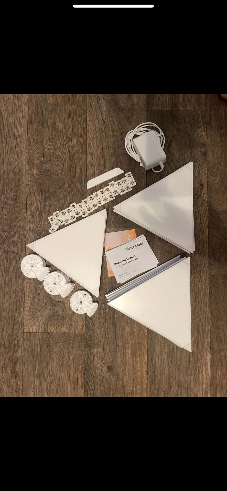 Nano leaf Triangle Starter Kit with Expansion Pack (16 Total Triangles)