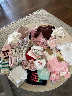 Baby girl clothes 0-6