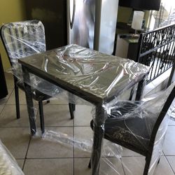 Meza Nueva Con 2 Sillas