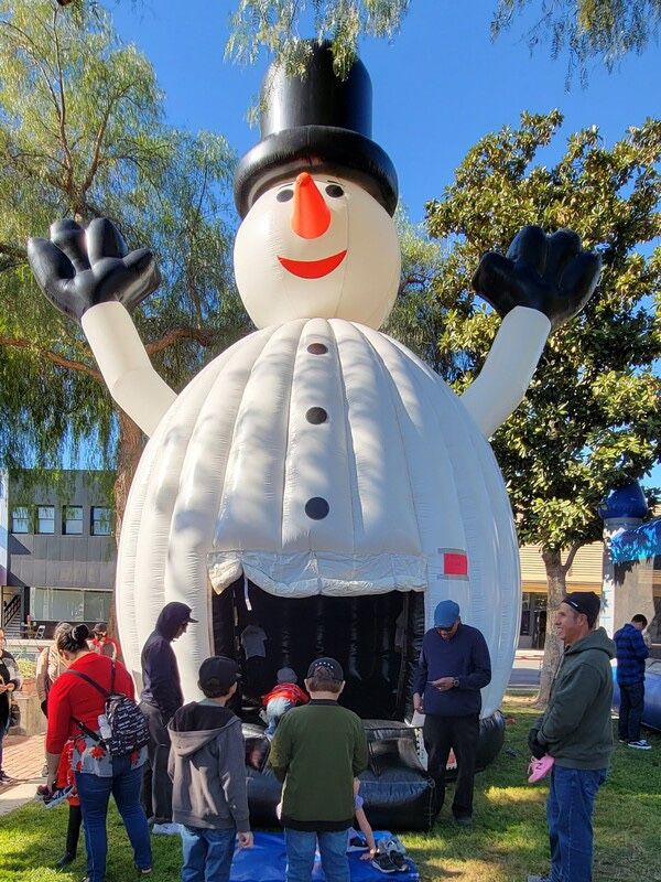 Snowman Jumper Inflatable