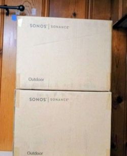 2xPAIRS of the OUTDRWW1, white Speakers-Sonos Outdoor Architecture Speakers by Sonance (White) 2xPAIRS  = x4 Outdoor Speakers. New including Warranty