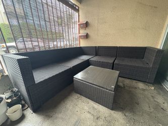Outdoor Sectional Couch W/ Table