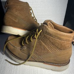 Nike Kingman Leather Boot YMens boots fashion