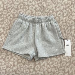 Alo Grey Sweatshorts $35 **READ DESCRIPTION**