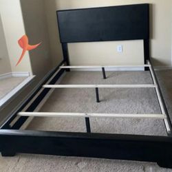 Brand New/ Black PU Leather Queen Upholstered Panel  Bed Frame Cama//King,full, Twin Size Available/Mattress Sold Separately 