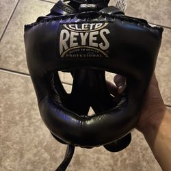 Cleto Reyes Boxing Headgear