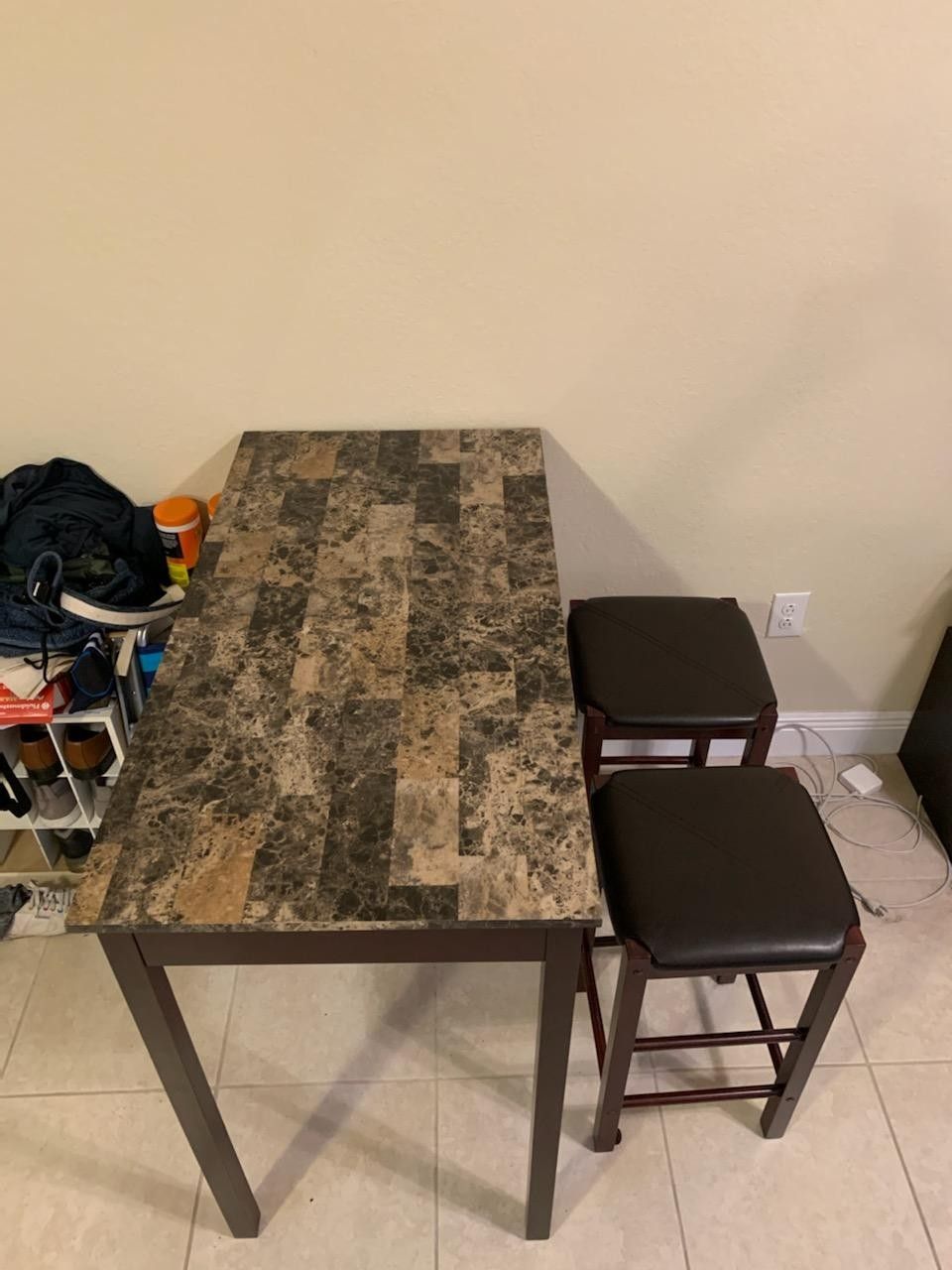 Small dining table with 2 chairs