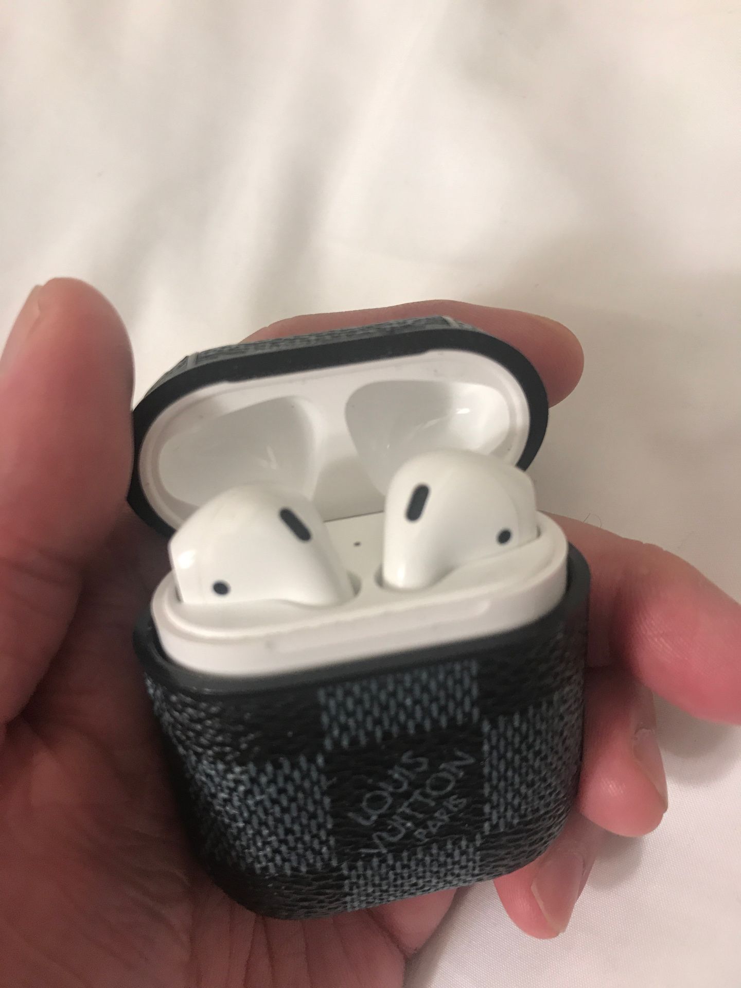 apple airpods gen 1