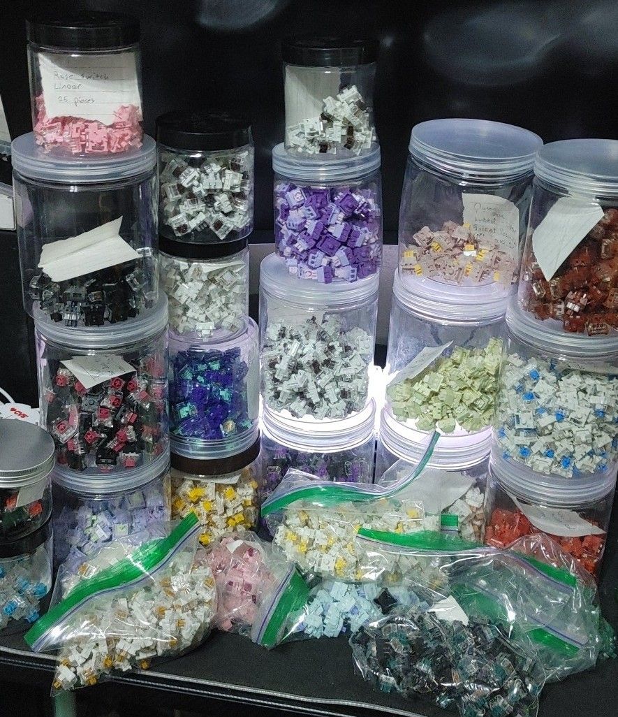 MAKE OFFER Massive Mechanical Keyboard Switch Collection - 1,700 Switches - Clicky, Tactile, Linear, Creamy, Thocky, Etc.
