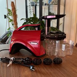 Omega NC 800 Juicer