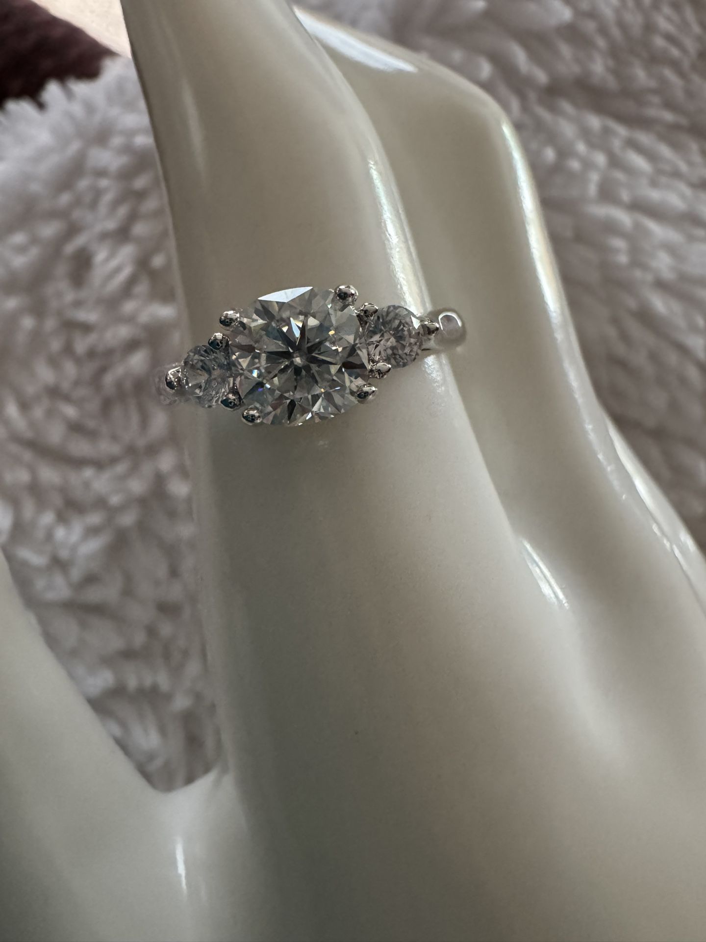 NEW 2 ct Moissanite Trilogy GRA Certified Ring - size 9 