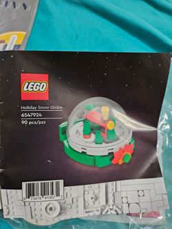 Lego Mini Snowglobe