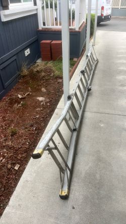 Gorilla 18 Ft Extension Ladder