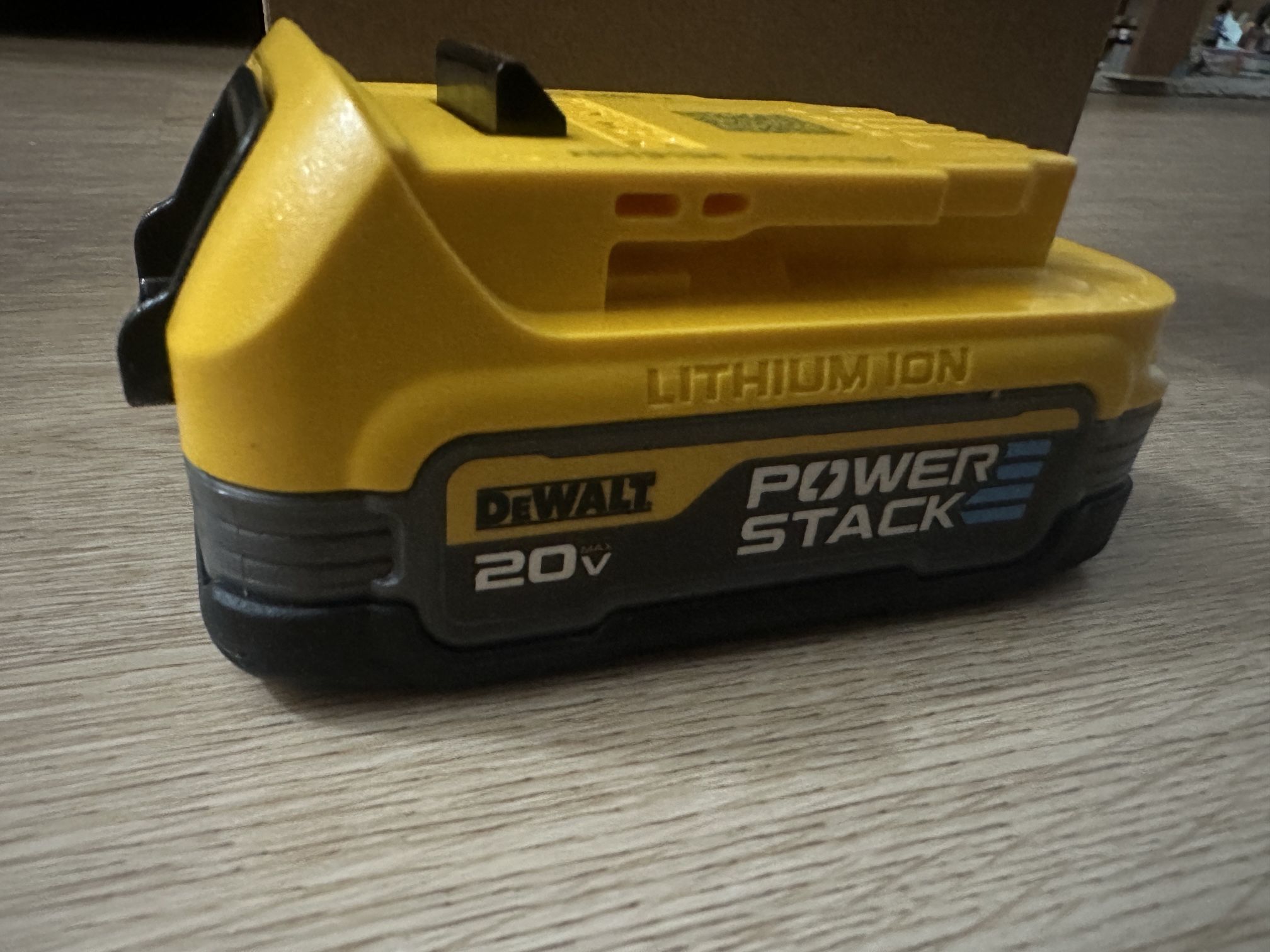Dewalt 20v PowerStack Battery (new)