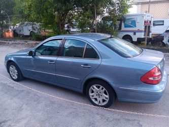 2005 Mercedes-Benz E-Class
