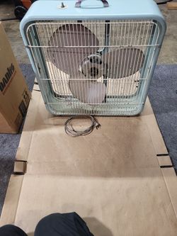 Lakewood Model X-22 2 Speed Fan