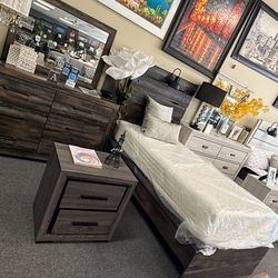 Twin Bedroom Set