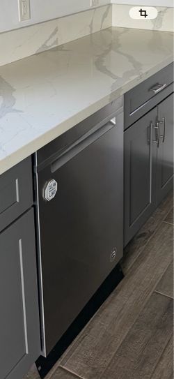 Dish washer