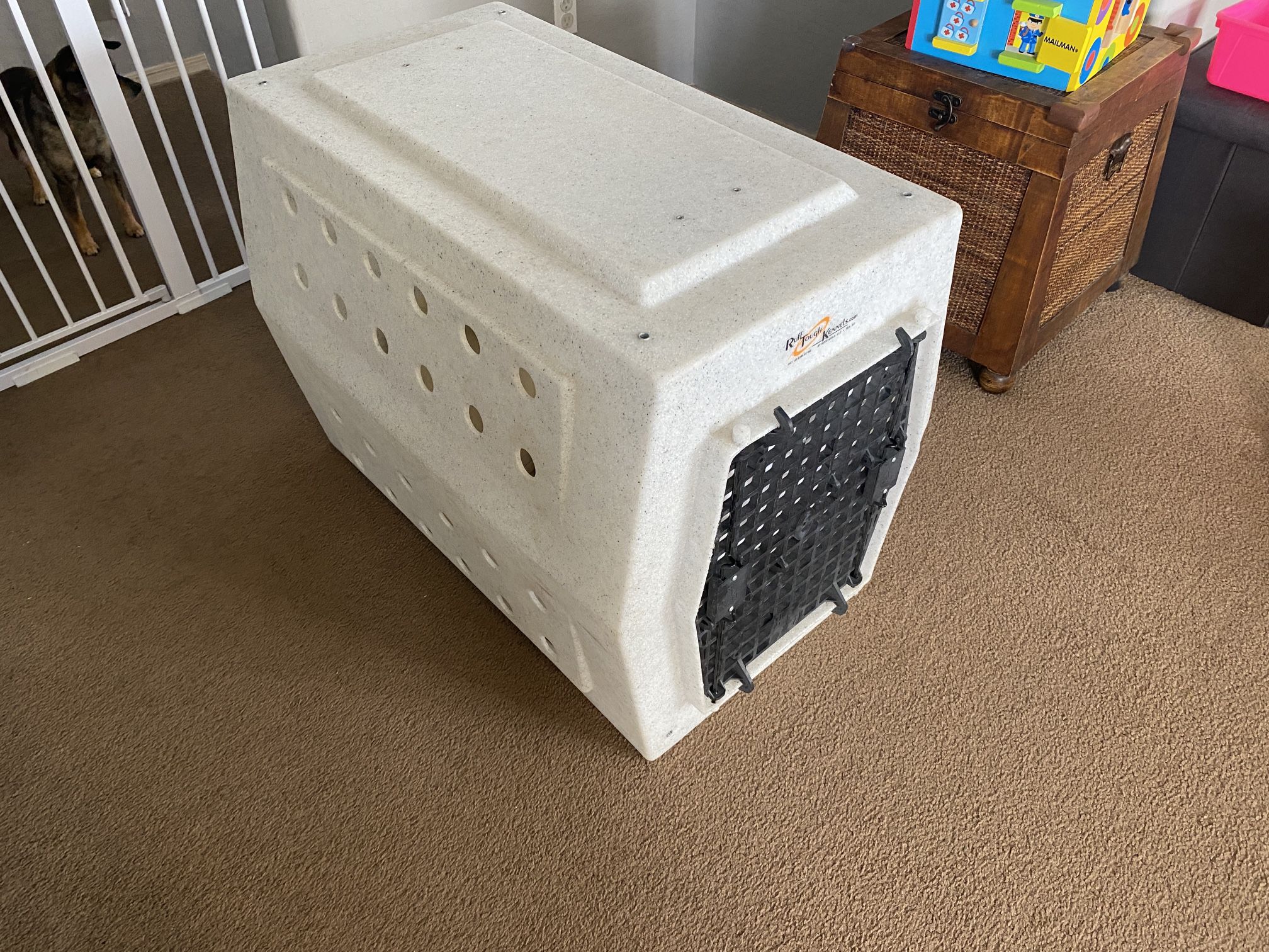 Rough Tough Kennel Dog Crate