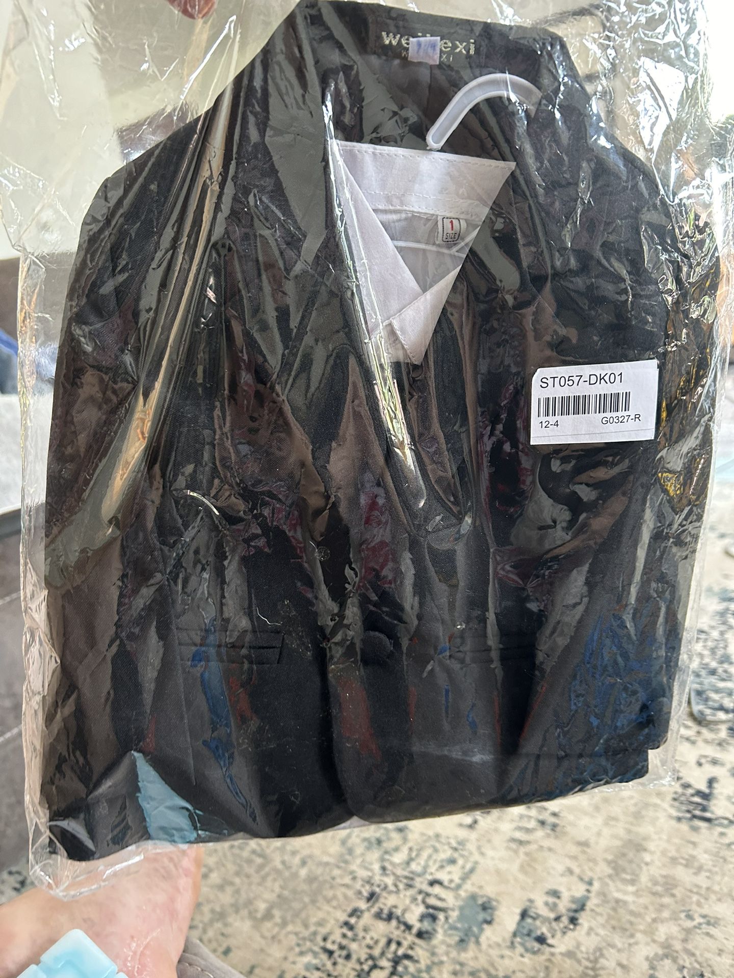 Baby / Toddler Tuxedo Black Never Opened