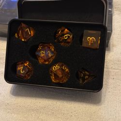 Dungeon And Dragon Dice