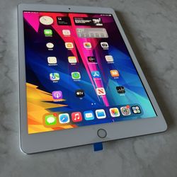 iPad 8th Generation Wi-Fi And Cellular - Excellent Condition 