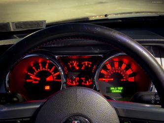 2005 Ford Mustang V6