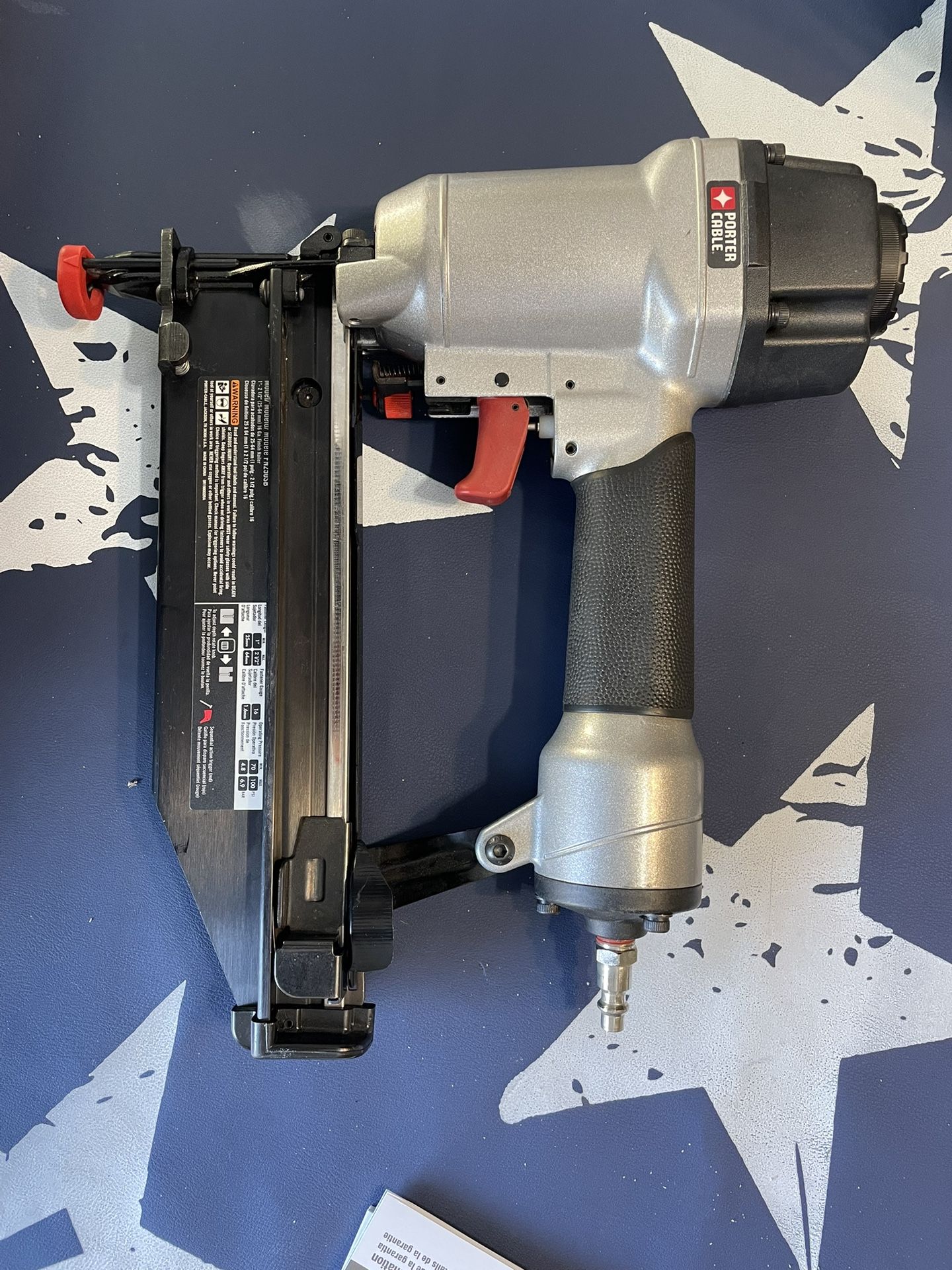 Pneumatic nail gun