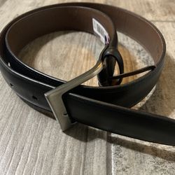 Roundtree & York Black Leather Belt 