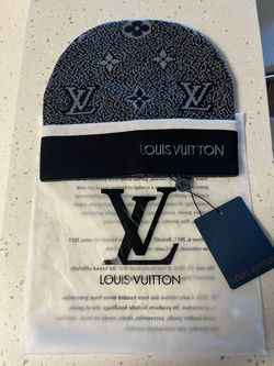 SUPER SOFT LV Beanie! ($200)