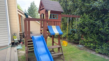 Kid playground