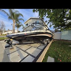 13 Yamaha 242Limited s