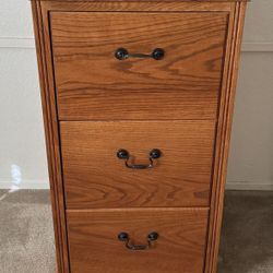 Solid Oak 3 Drawer Filing Cabinet 
