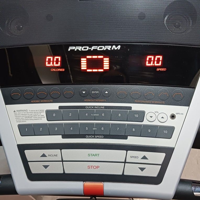 Proform 675E Treadmill for Sale in Sanford, FL OfferUp
