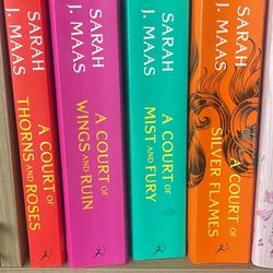 ACOTAR series 