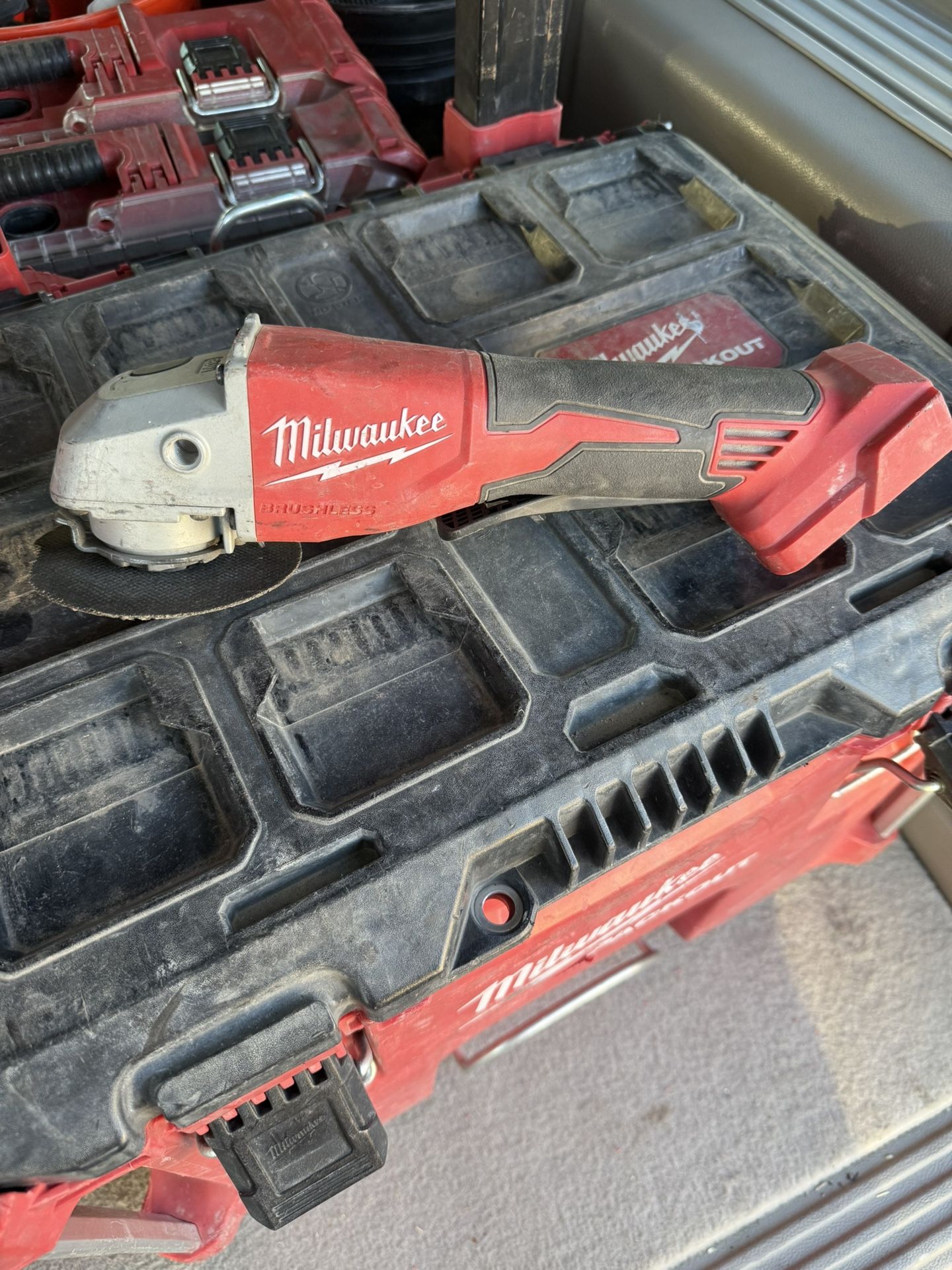 Milwaukee Brushless Grinder 