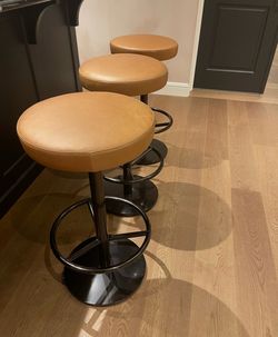 4 Restoration hardware Falun Swivel leather barstools counter high Bar stools 30” high. Paid $4500