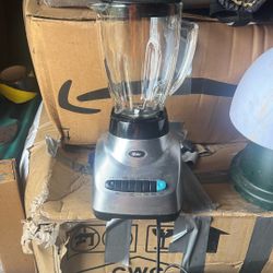 Oster Blender 