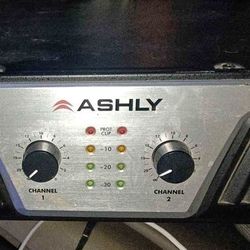 ASHLEY KLR 2000 2 Channel 2,000 Watt POWER AMPLIFIER 