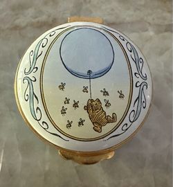 Winnie the Pooh Crumbles & Co. Trinket Box
