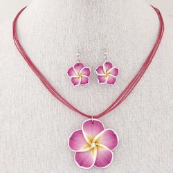 Fashion jewelry sweet petals necklace and earrings