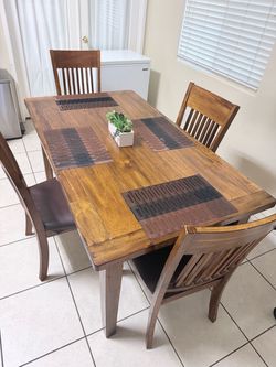 Four person table