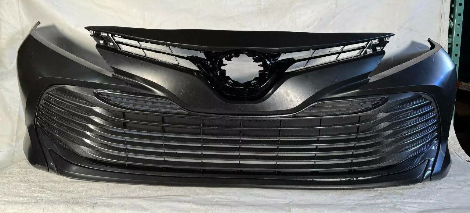 FOR 2018-2020 TOYOTA CAMRY LE FRONT BUMPER COVER W/O PARKING SENSOR W/ GRILLES