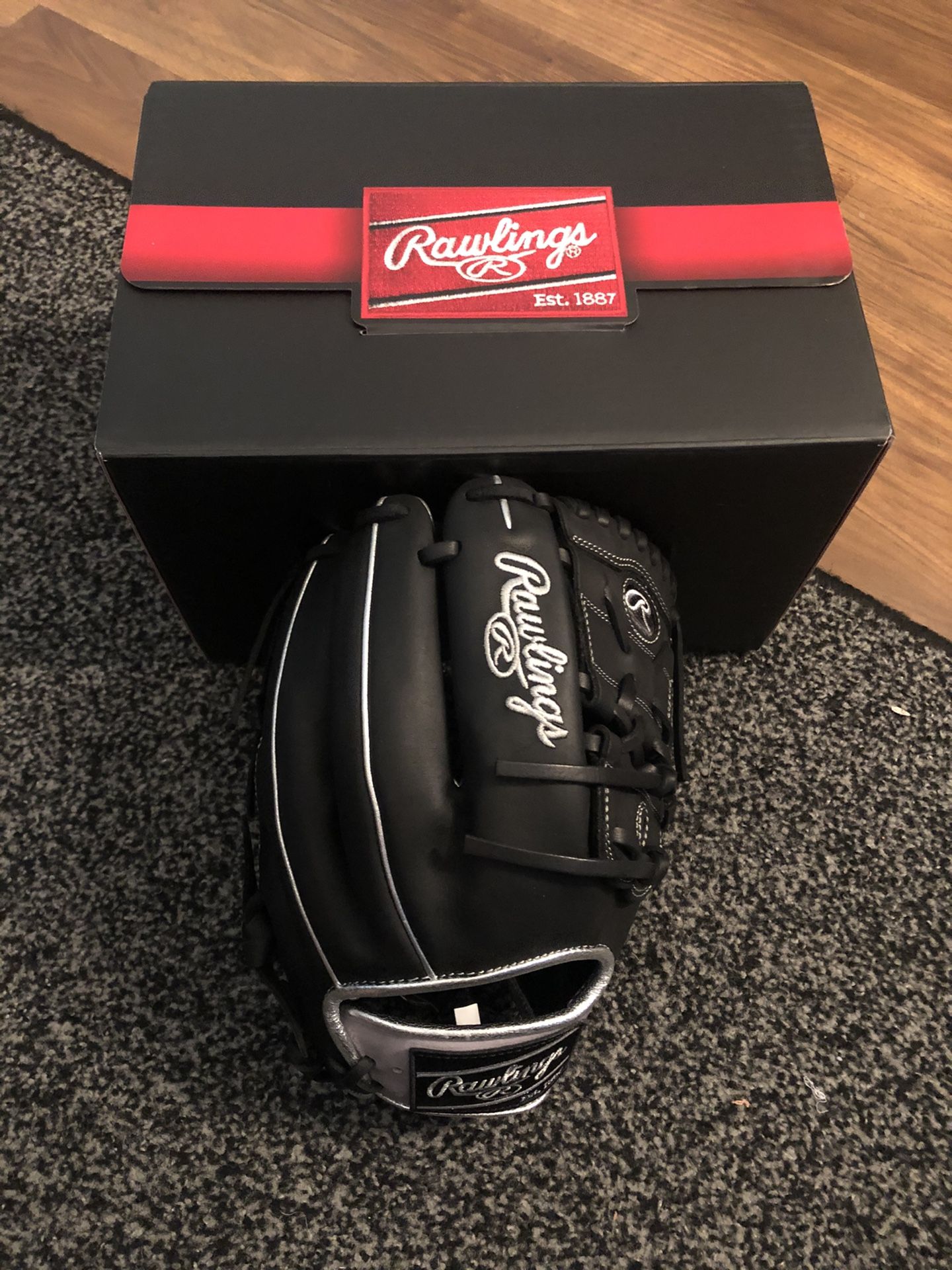 NEW Custom Rawlings Heart of the Hide Baseball Glove 11.75 Inches