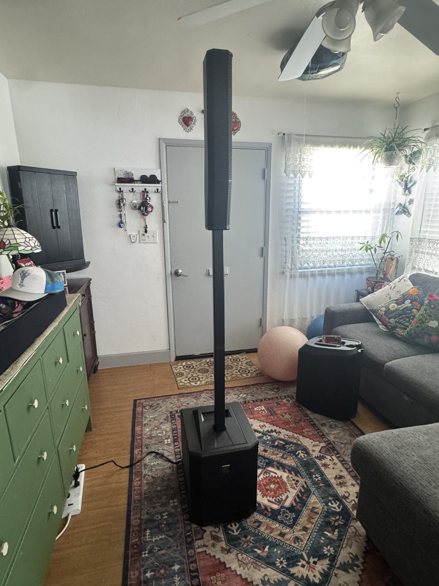 Electro-Voice EVOLVE 30M Portable Line Array PA System