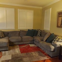 Luxurious Grey 2 Piece Sectional With Chaise