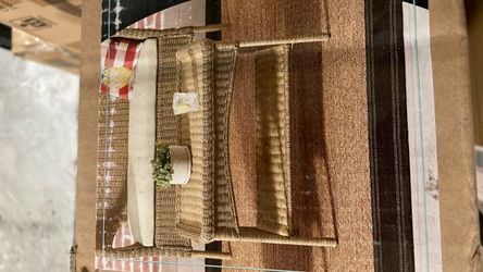 SaleSumo patio table