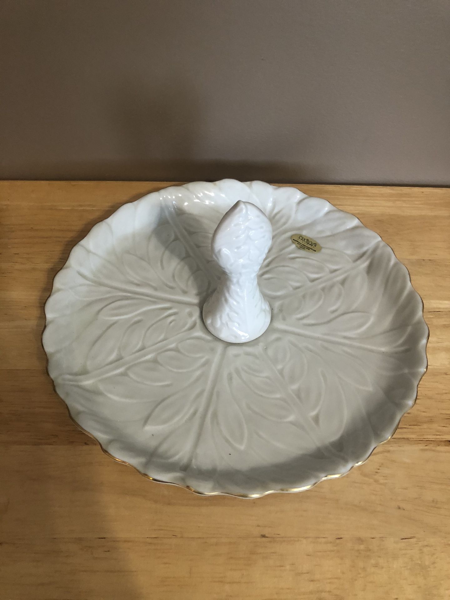 Fine porcelain 18karat gold lined serving dish