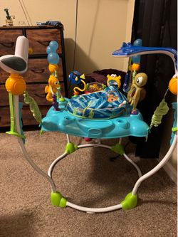Disney Nemo jumper